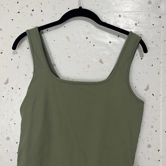 Abercrombie 90’s seamless ribbed tank bodysuit - Picture 4 of 6
